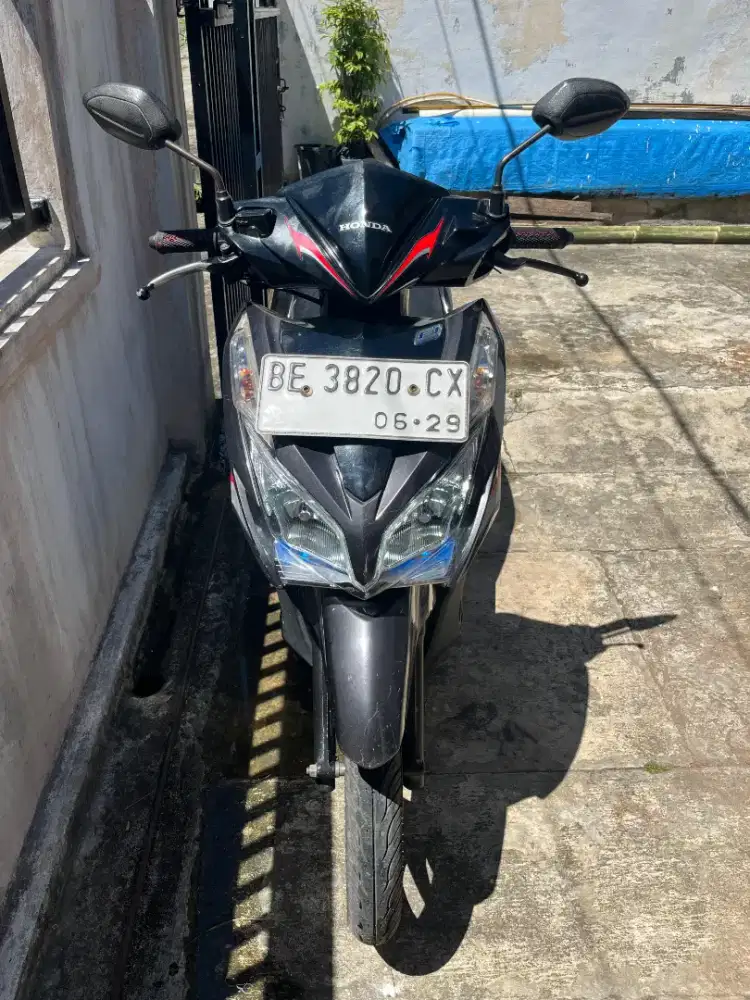DIJUAL VARIO 125 TAHUN 2014!!