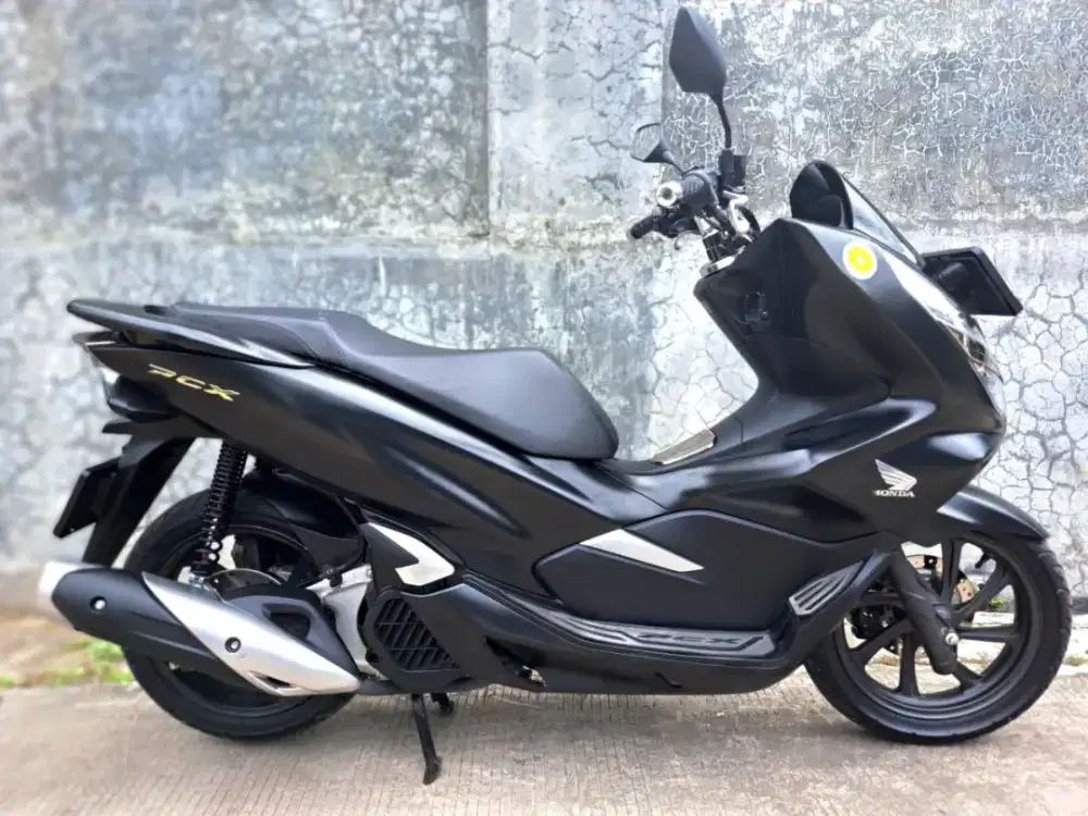 Pcx 150 istimewa km 4 ribu kaya baru