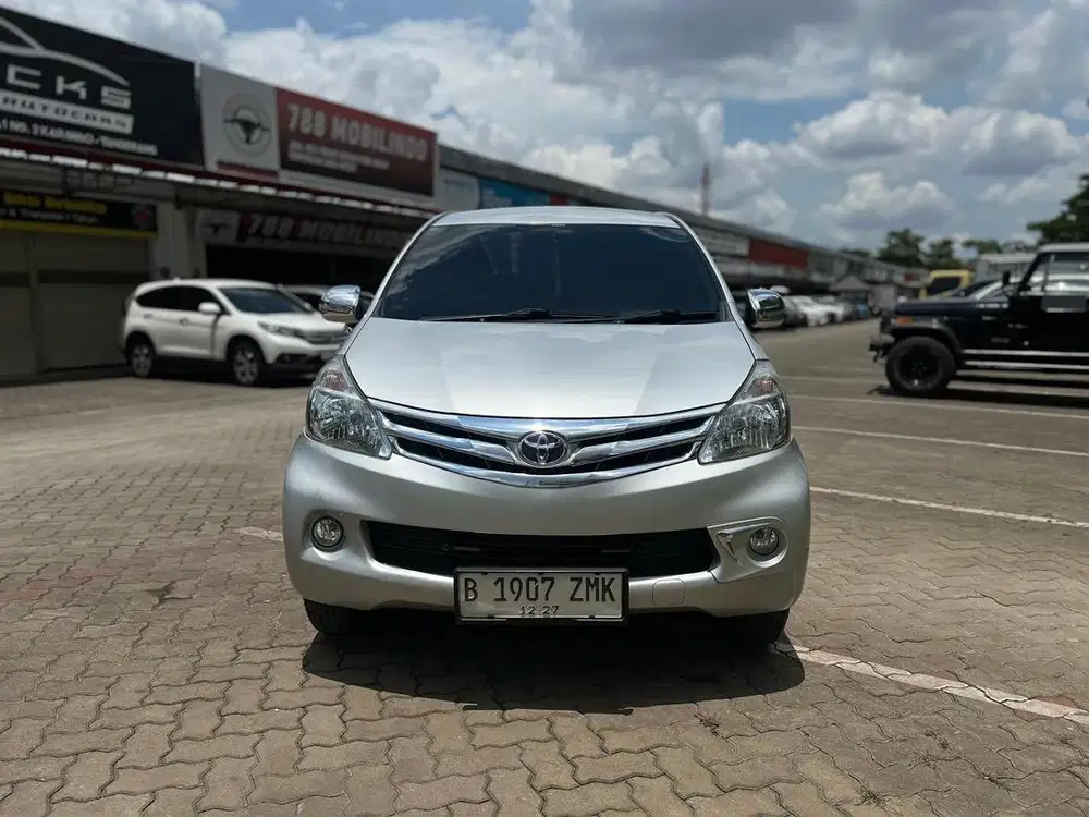 MOBIL ANDALAN KELUARGA