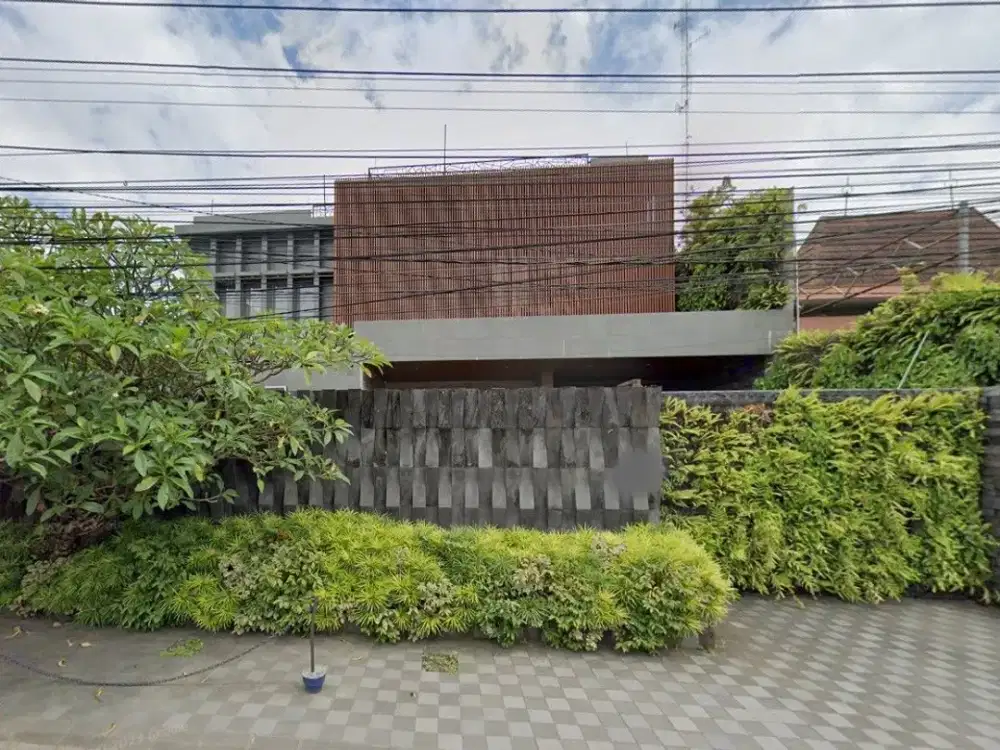 RUMAH MEWAH KOLAM RENANG MINIMALIS MODERN, CATUR TUNGGAL, DEPOK, SLEMAN