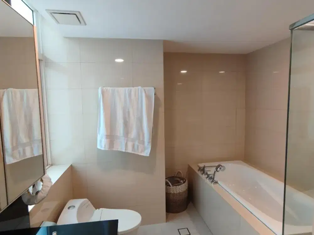 Apartemen Full Furnish The Kensington Royal Suites Interior Mewah