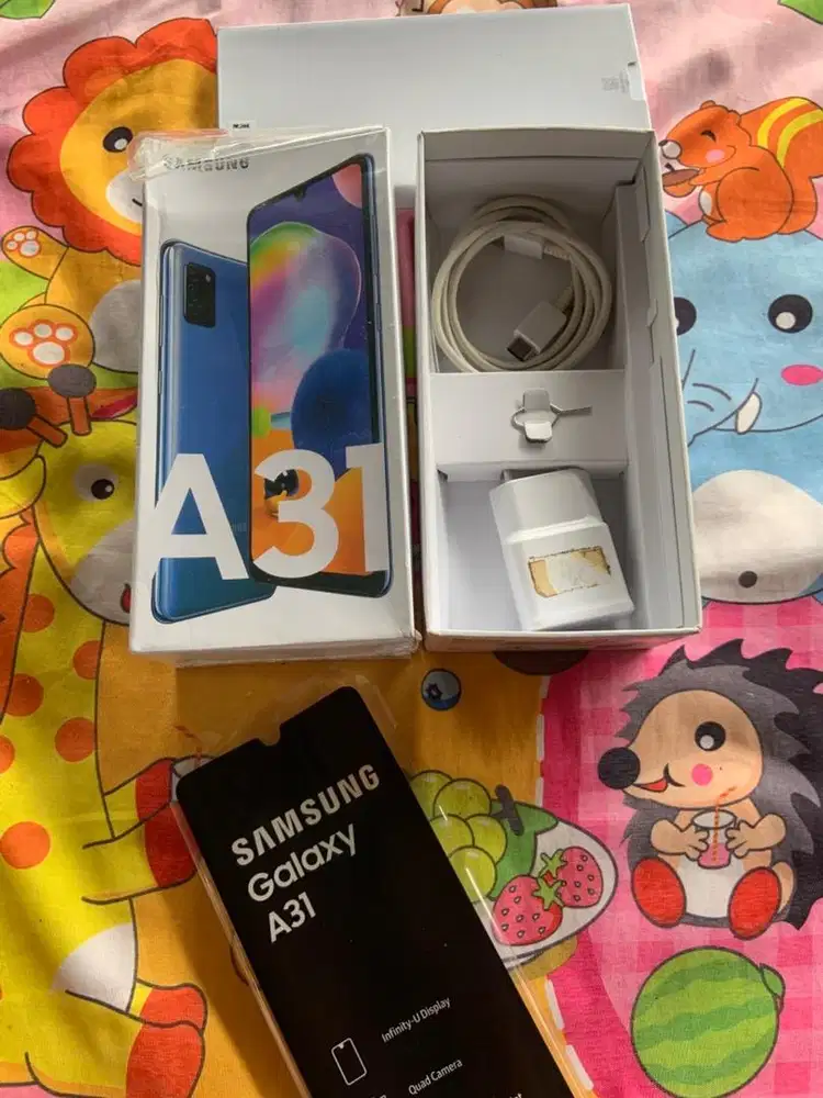 Samsung A31 Ram 6/128gb resmi amoled segel gak ada minus