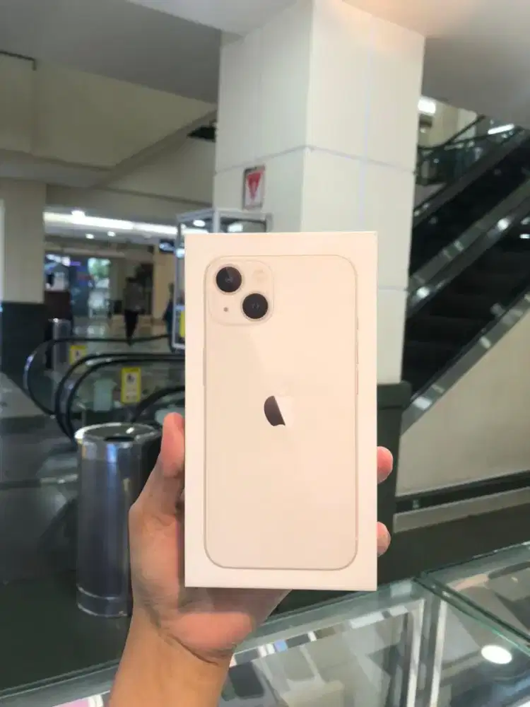 Iphone 13 128 garansi resmi ibox