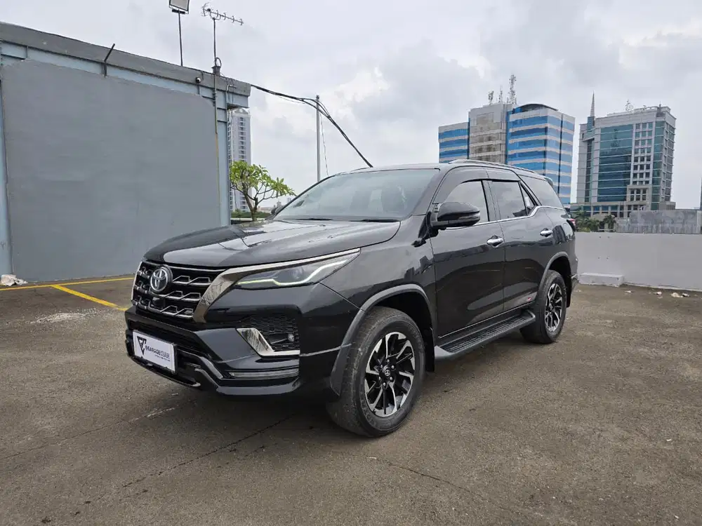 Toyota Fortuner 2.4 VRZ GR Sport 4x2 Diesel AT 2022