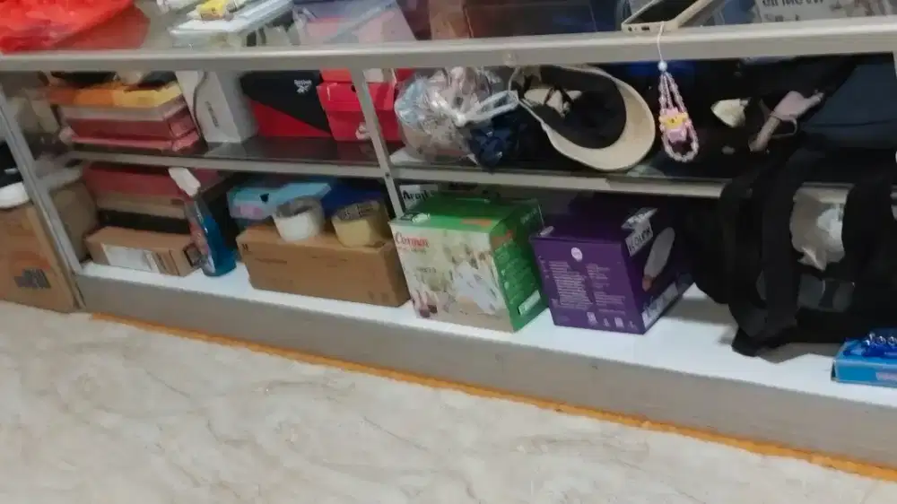 Estalase bekas tebal dan bagus