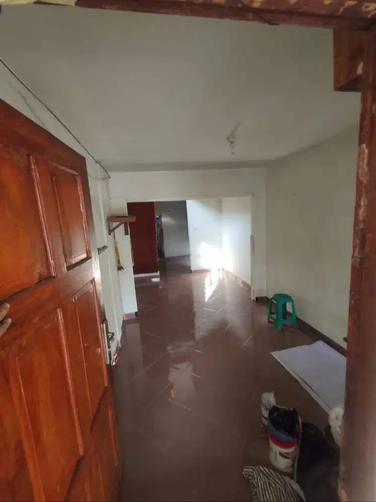 Disewakan Rumah 2 Lantai Akses jalan bisa masuk truk pasirluyu - BKR