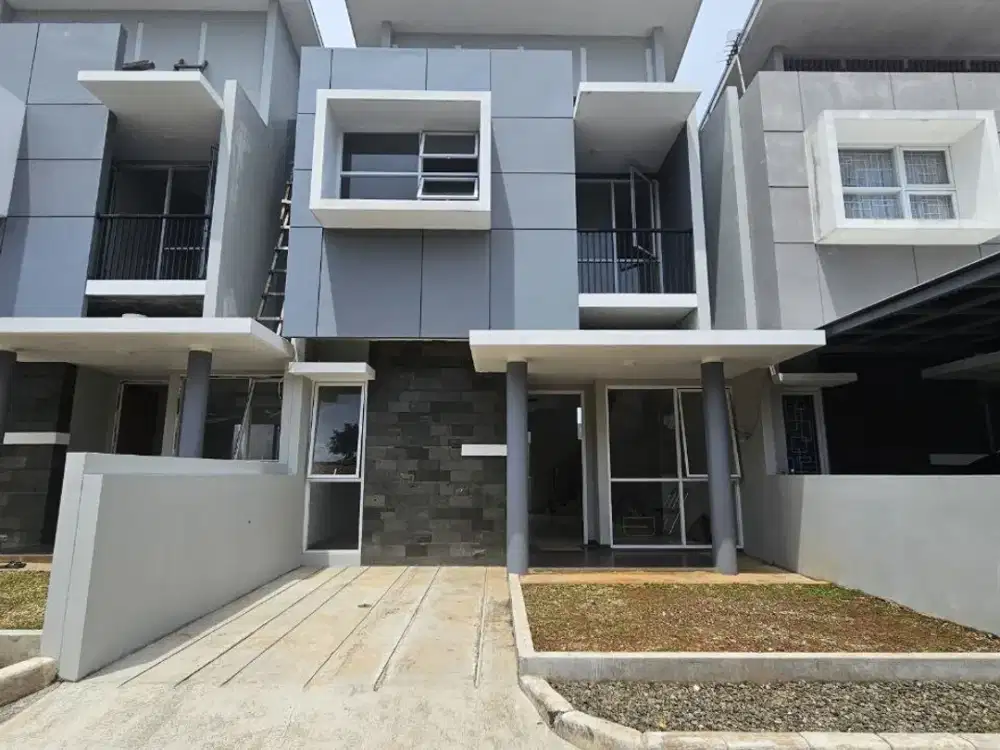 Rumah 2 lantai mewah lokasi 400 meter ke pintu tol kukusan beji depok