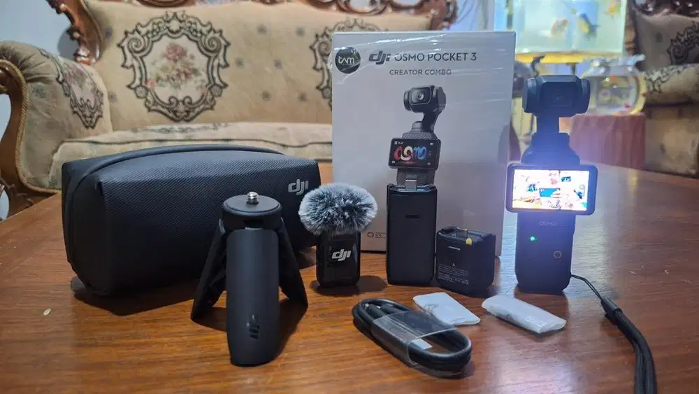 Jual DJI Osmo Pocket 3 Creator Combo.