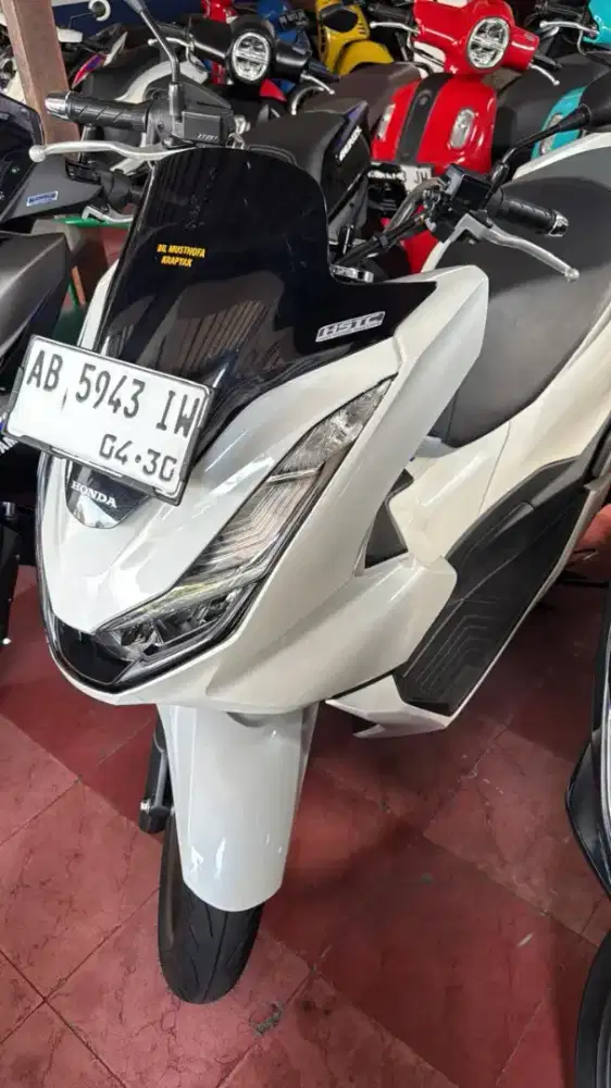 Pcx 160 abs putih 2025awal Gbm