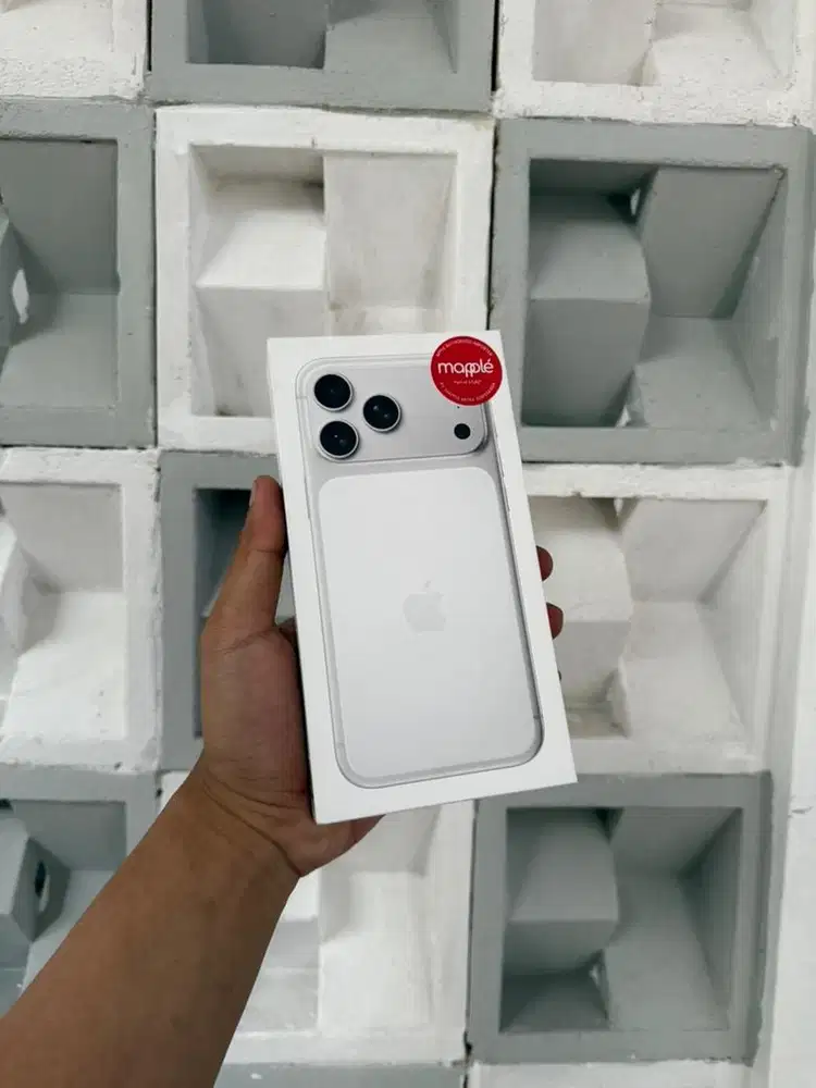 iphone 17 Pro Max 256gb Silver iBox NEW BNIB