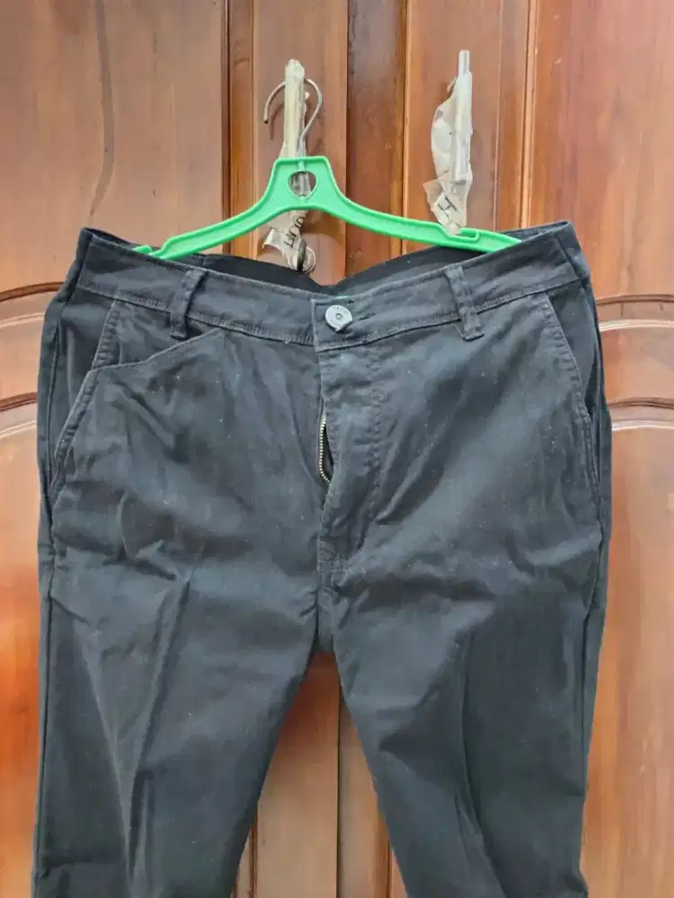 Celana Chinos Slimfit