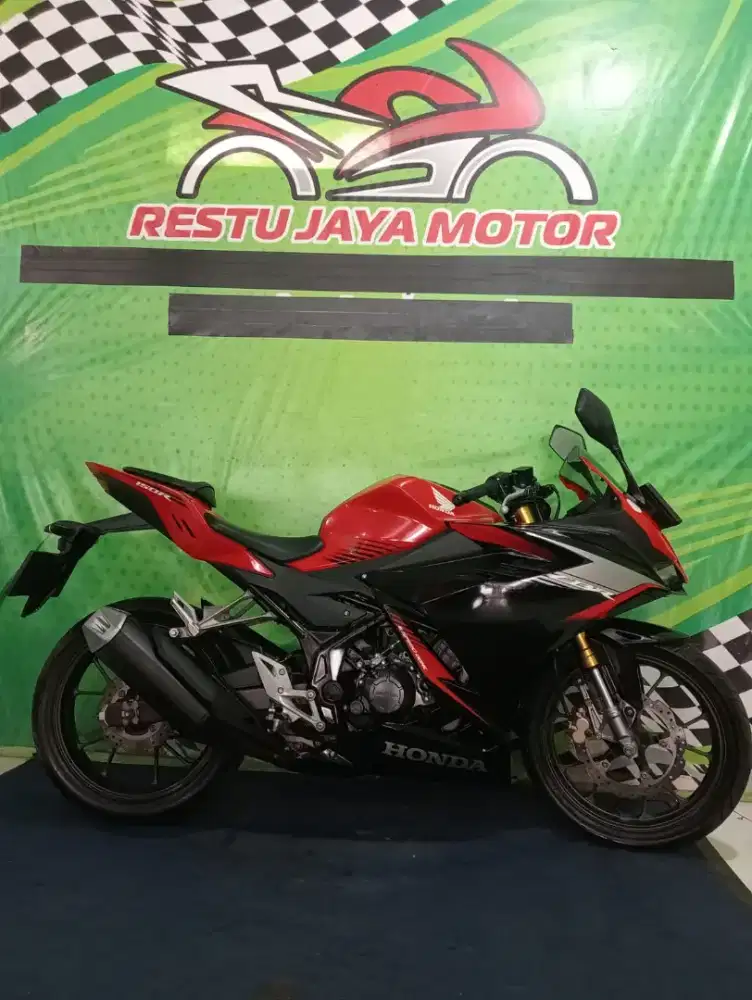 CBR 150 R th 2022 kredit DP 1jt#rjm