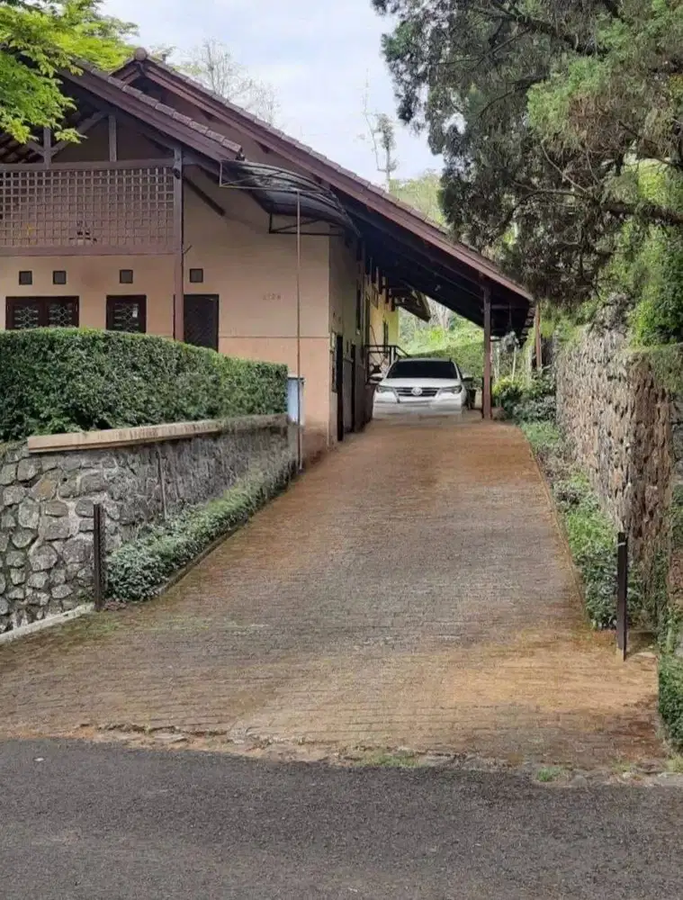 DIJUAL VILLA GRAND WHIZ TRAWAS - MOJOKERTO