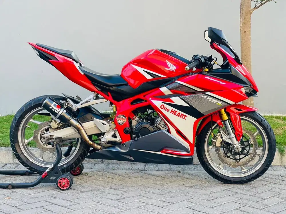 Honda cbr250rr red racing 2017 plat AG pajak on cbr250 rr cbr 250rr