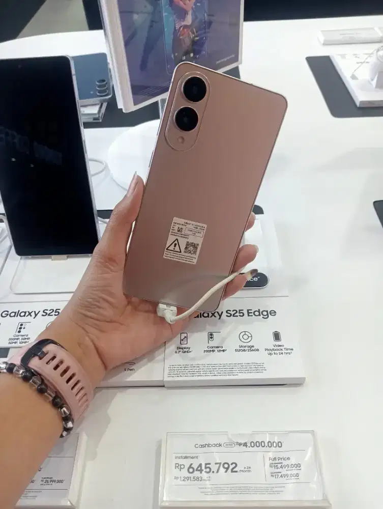 Cicilan Samsunh S25 Edge Pakai Home Credit Bisa libur Bayar Cukup KTP