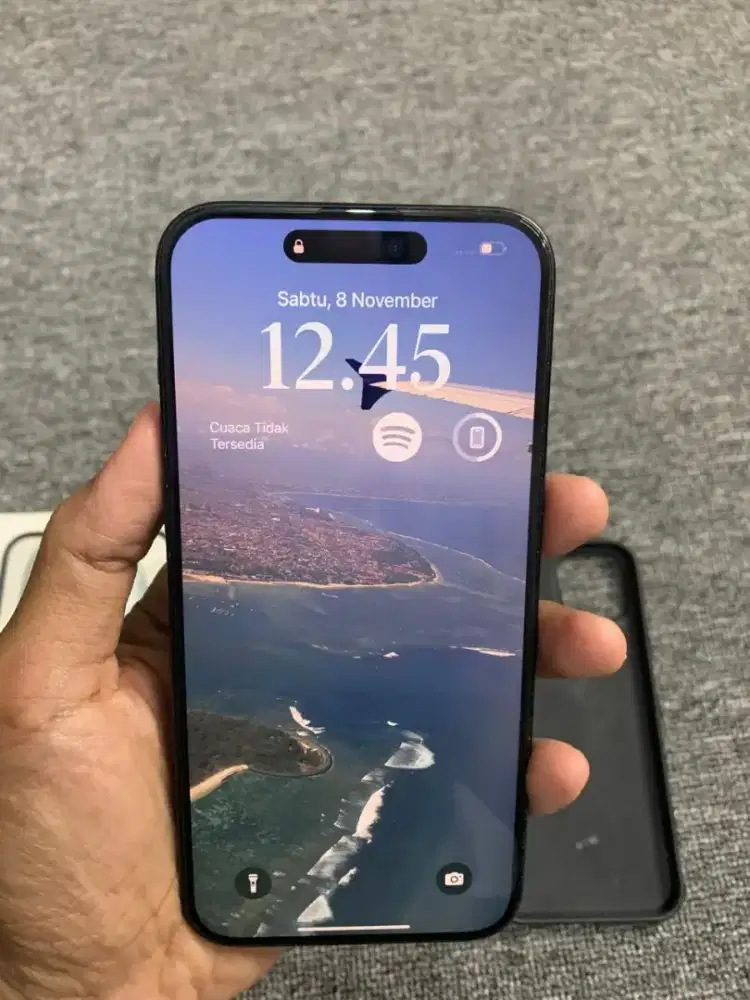 iPhone 15 Plus 128GB Hitam