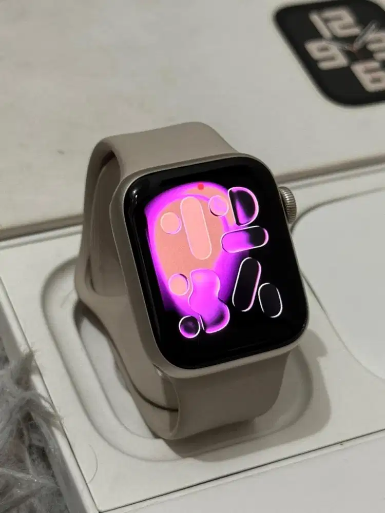 Apple Watch SE Gen 2 40mm Starlight Fullset