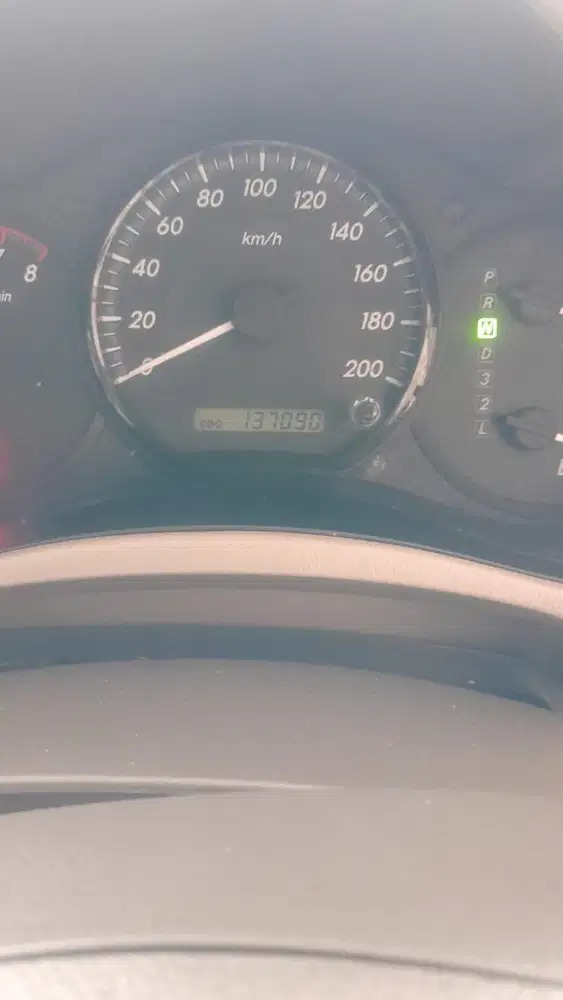 Toyota Kijang Innova 2012 Bensin