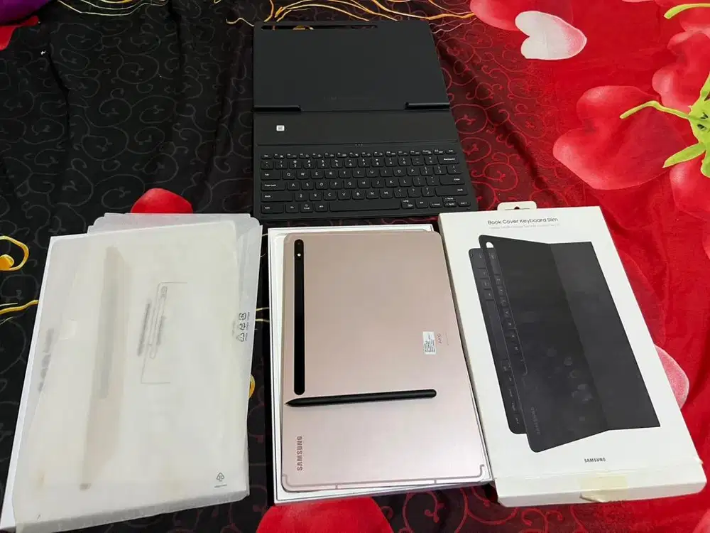 Samsung galaxy tab s8 plus 5G 8/256 with keyboard ori