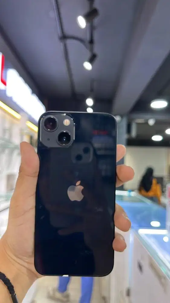 second ip 13 like new