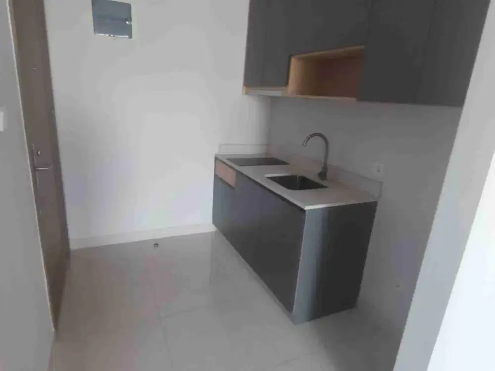 Disewakan Taman Anggrek Residences 2 Bedroom Semi Furnish