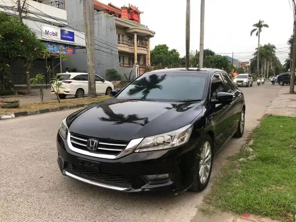 Honda Accord 2.4 VTI-L 2014