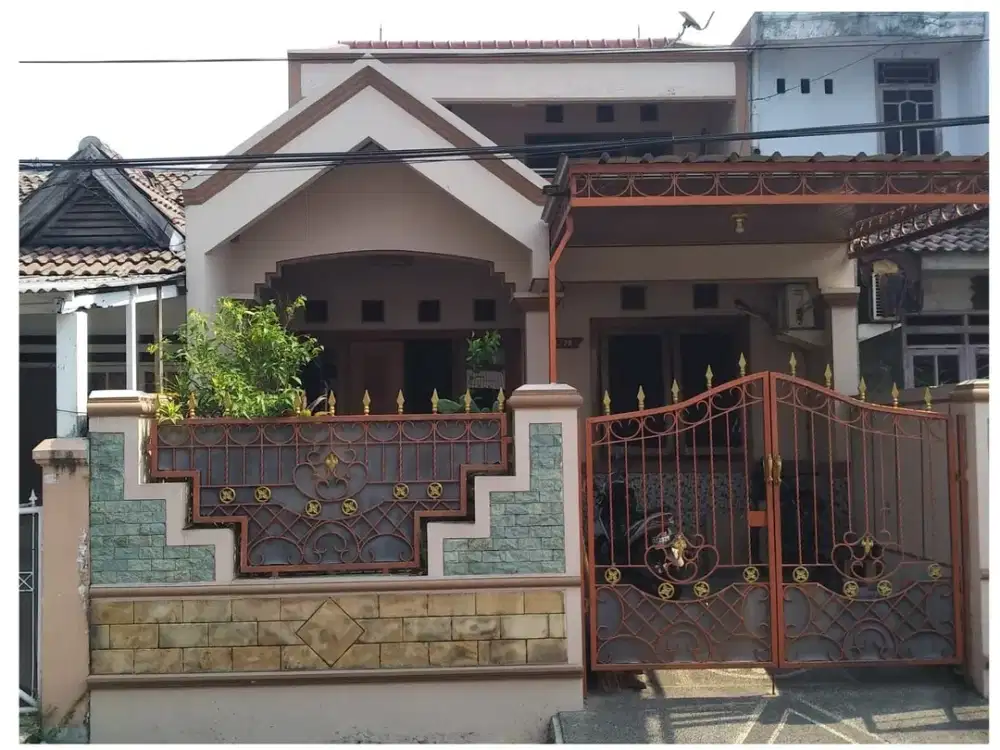 Fdcb. Dijual Rumah di Resinda Karawang