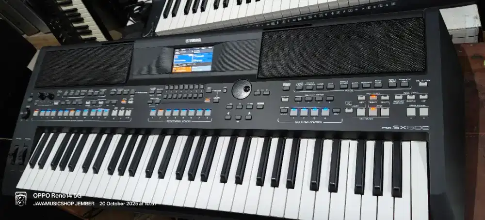 Yamaha PSR SX600 kondisi ISTIMEWA