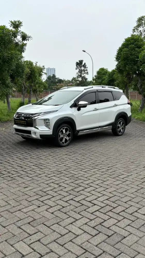 Km13rb TDP 25 juta Xpander cross manual putih 2021 Surabaya fullori