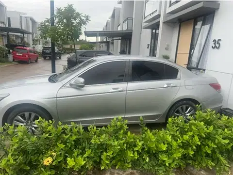 Honda Accord 2010 Bensin