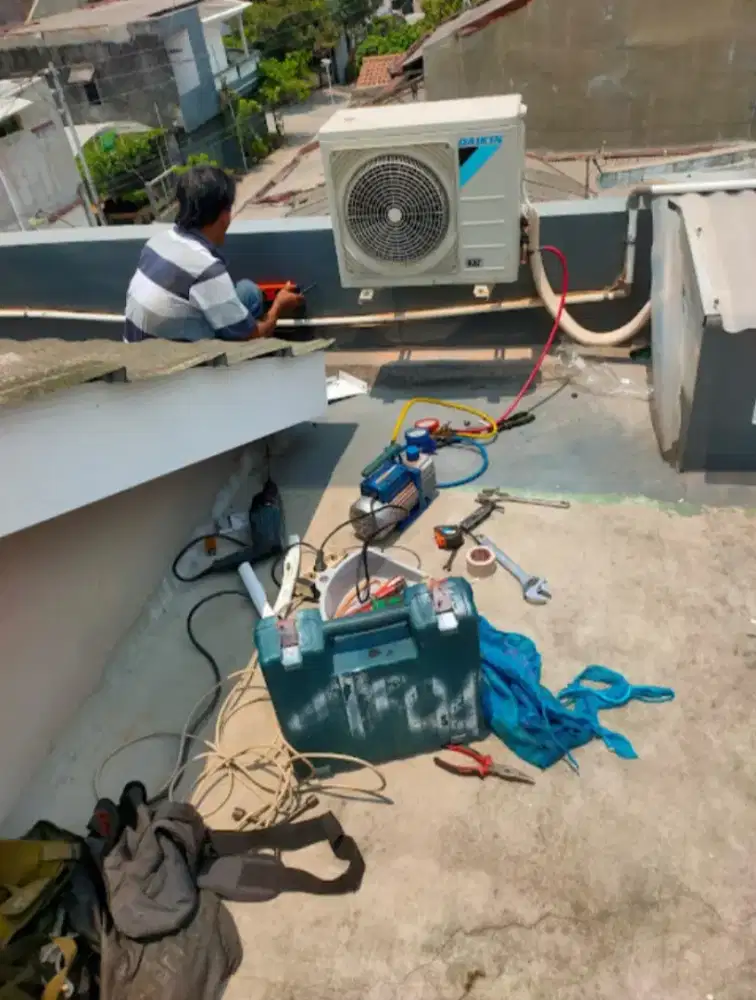 service AC panggilan 24 jam bergaransi