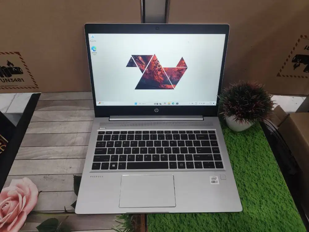 LAPTOP HP PROBOOK 440 G7 Intel Core i7-10510U RAM 8 SSD 512 WINDOWS 11