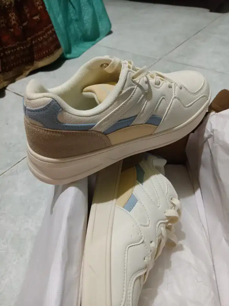 Sepatu original air walk