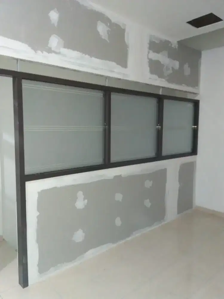Partisi gypsum sekat ruang