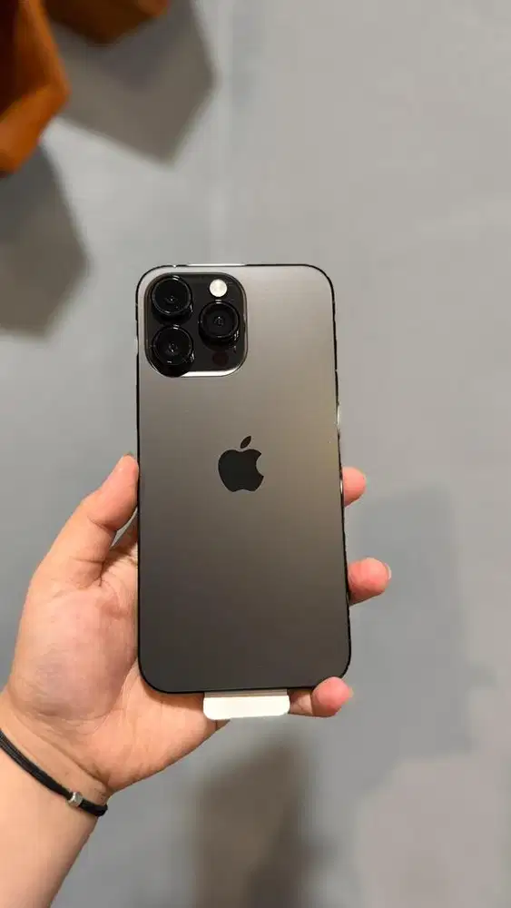 Iphone 14 Promax 128gb iBox space black. Tukar tambah bisa