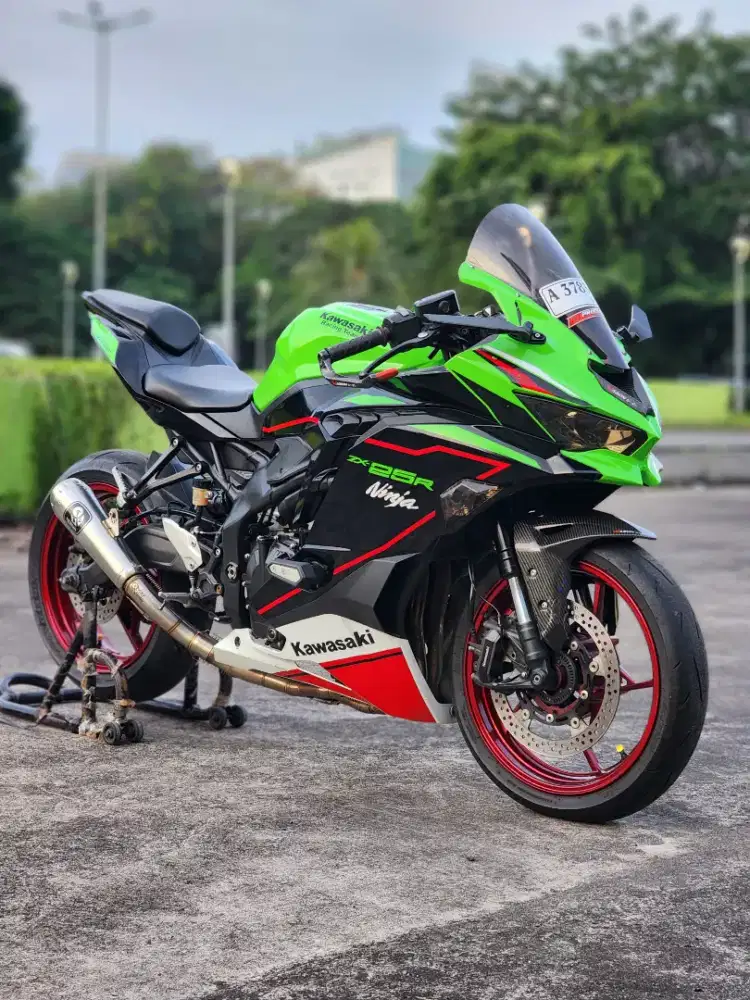 Kawasaki ZX25R ABS Plat A