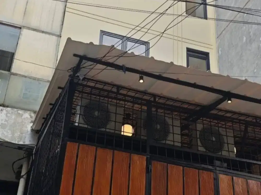 Jual rumah kost baru di Jembatan Lima Raya 4x15,5m 5 lantai, ROI Tinggi Sekali