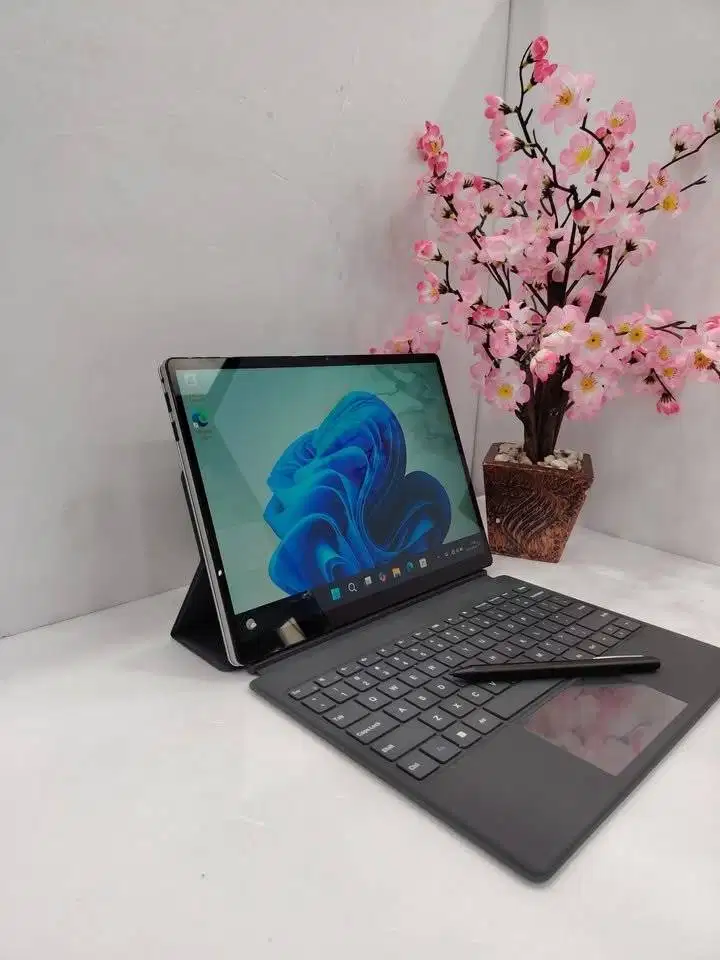 Promo Laptop Advan 2in1 Evo-X 13 Intel N100 12GB 512GB 13″ 2K Touch