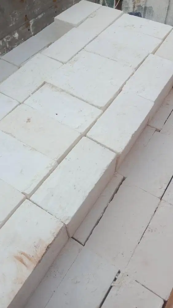 Batu kumbung bahan pondasi