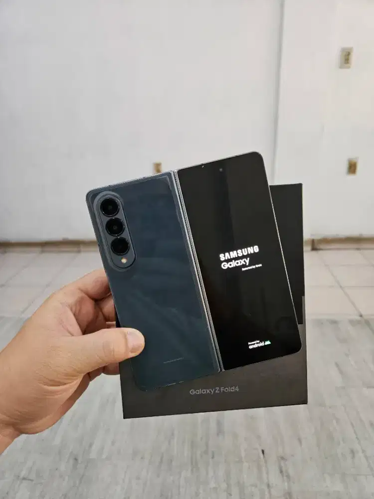 Samsung Z Fold 4 256Gb Mulus - Resmi #Relax