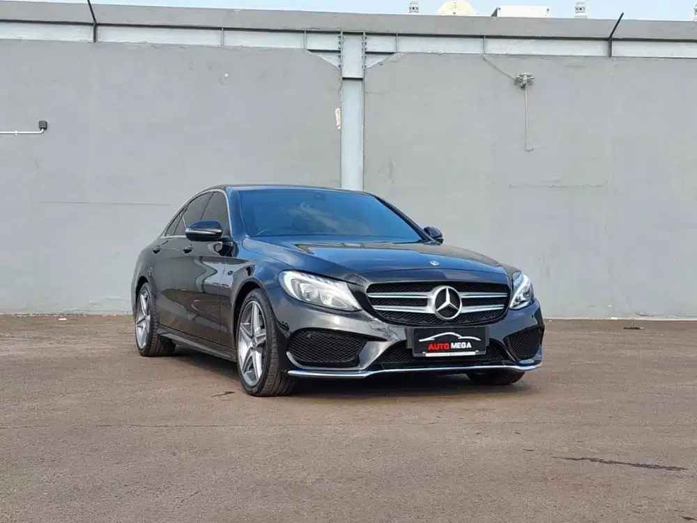 Mercedes Benz Mercy C 200 C200  ( W205 ) AMG AT 2017 Black on Black