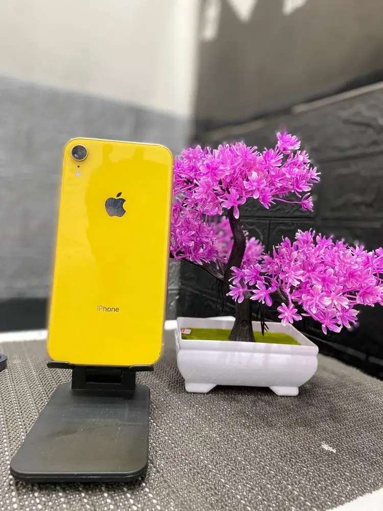 Iphone xr 128GB kuning mulus