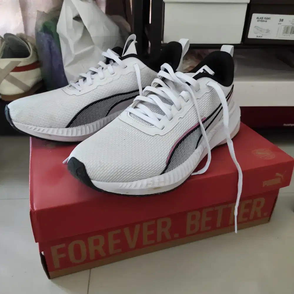 Preloved PUMA FLYER LITE 3