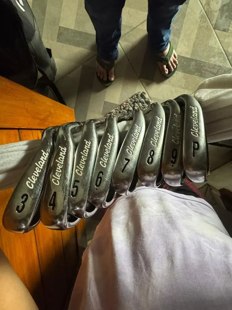 Jual stick golf merek cleveland