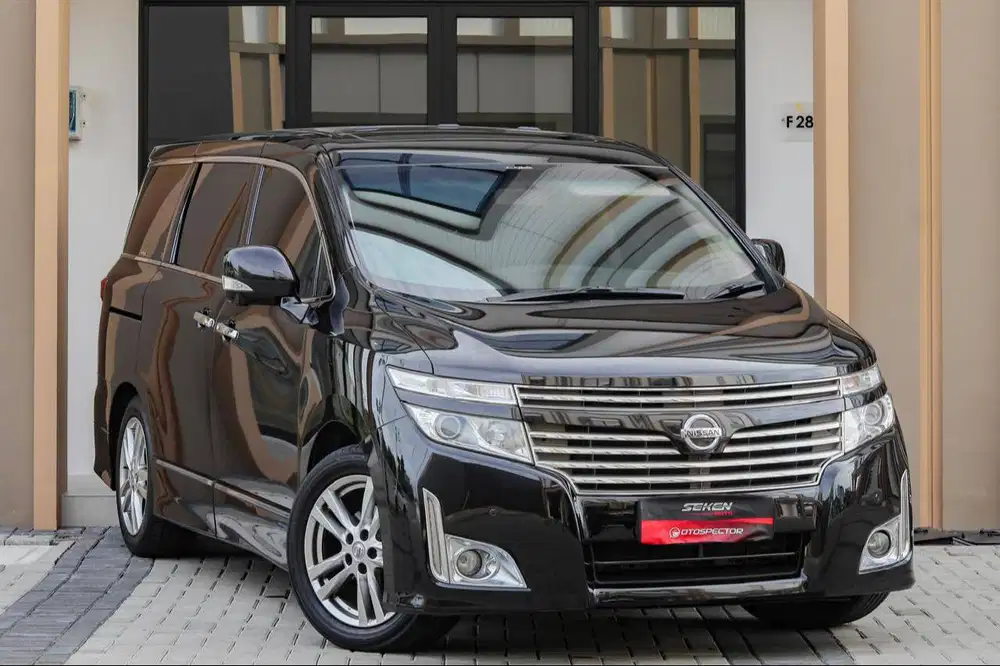 Nissan Elgrand 3.5 Highway Star HWS Sunroof Moonroof AT Matic 2012