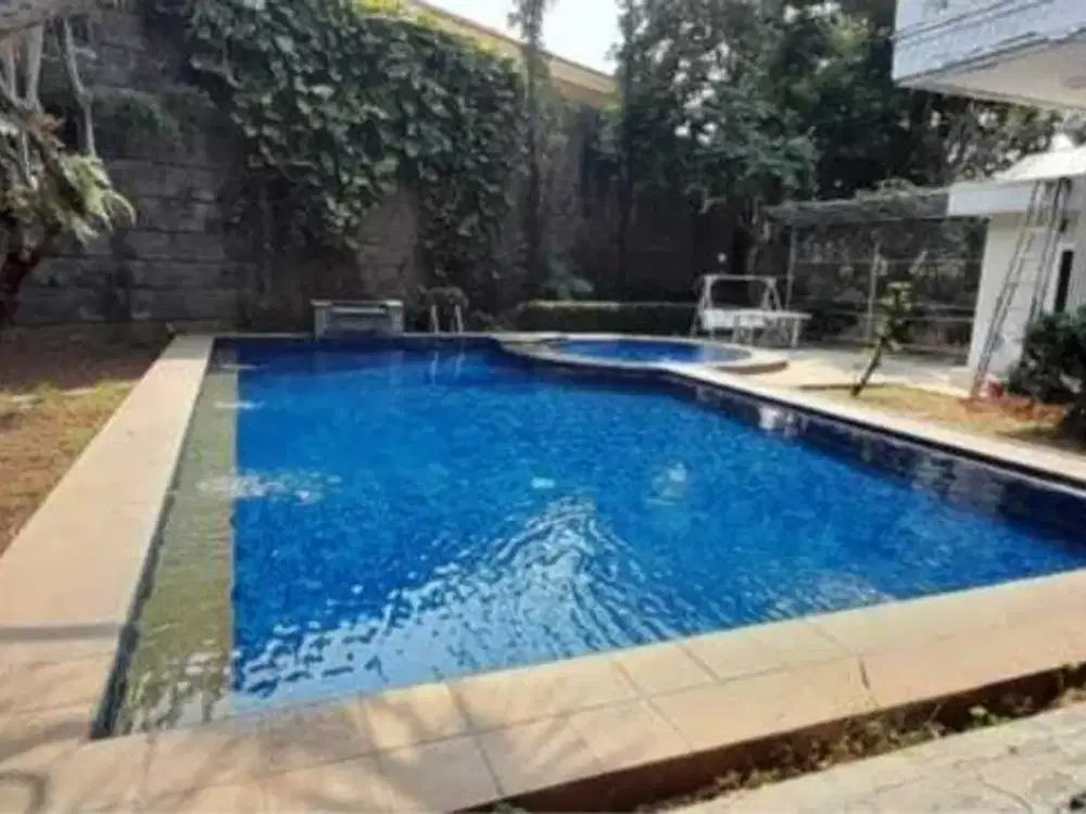 RUMAH MEWAH PRIVATE POOL DALAM CLUSTER DI ZAMRUD PERMATA HIJAU