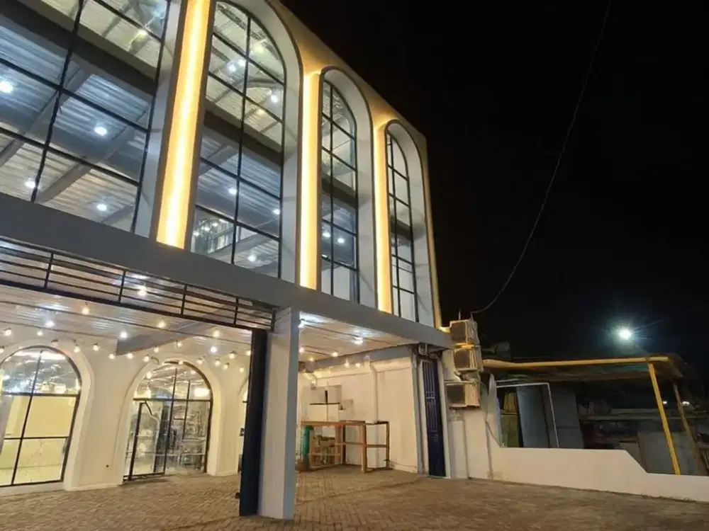 GEDUNG LUAS COCOK UNTUK USAHA ATAU CALL CENTER, GODEAN, SLEMAN, YOGYAKARTA