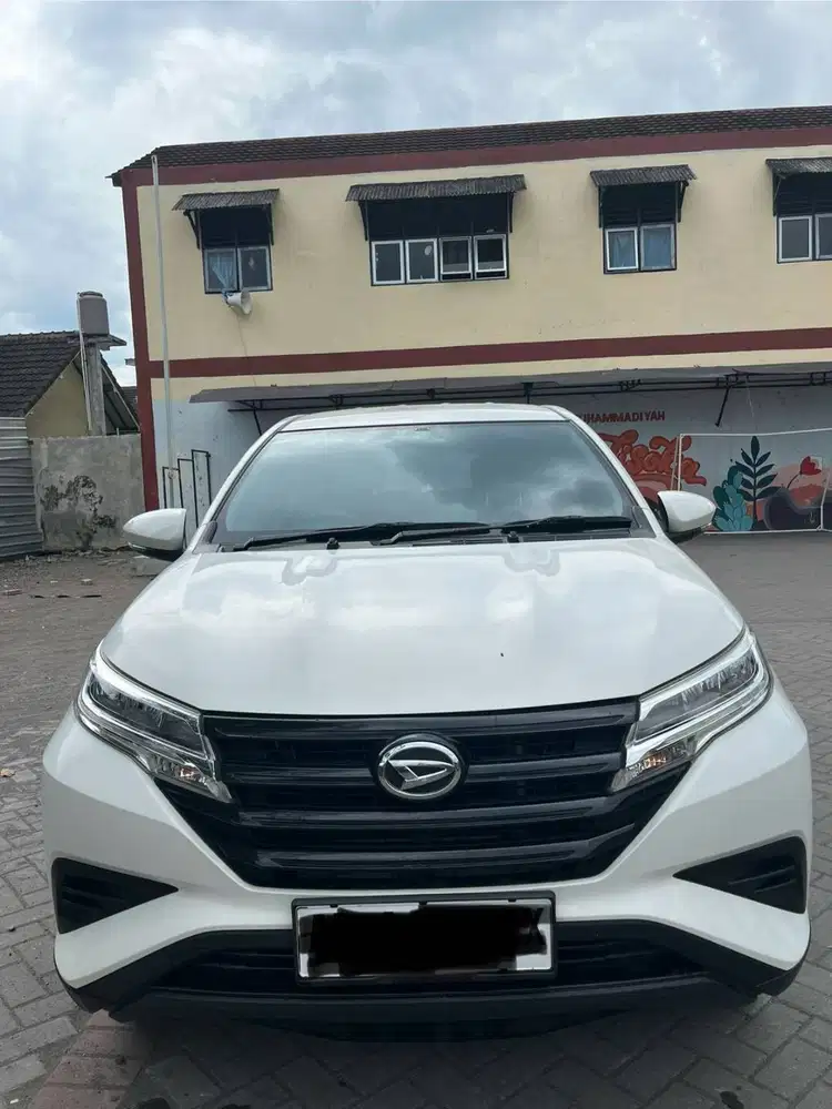 Mobil Terios Putih Tahun 2020 Tipe X Manual
