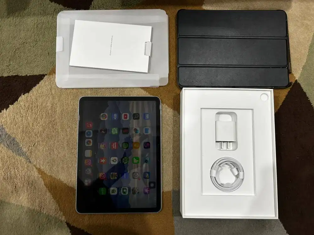 Dijual Ipad Air M3 11 Inch Wifi 128GB Fullset Blue Baru 1 Bulan Pakai