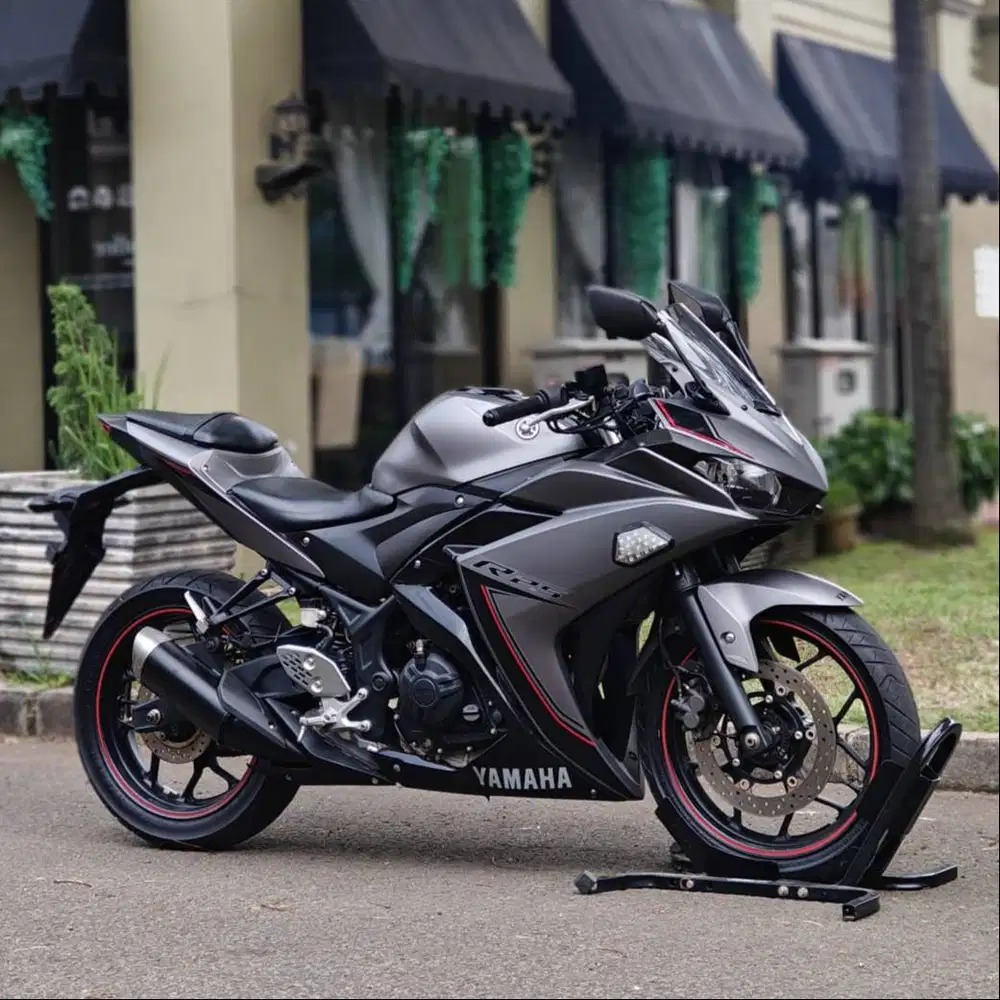 YAMAHA R25 V1 ABS GREY 2016 KM 12K PAJAK PANJANG SIAP GASPOL